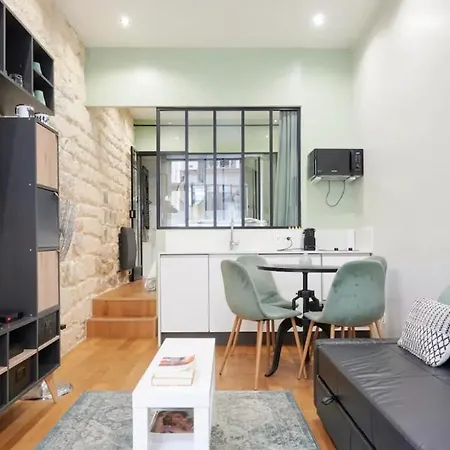Apartment Very Charming And Cosy Flat, Center Of *